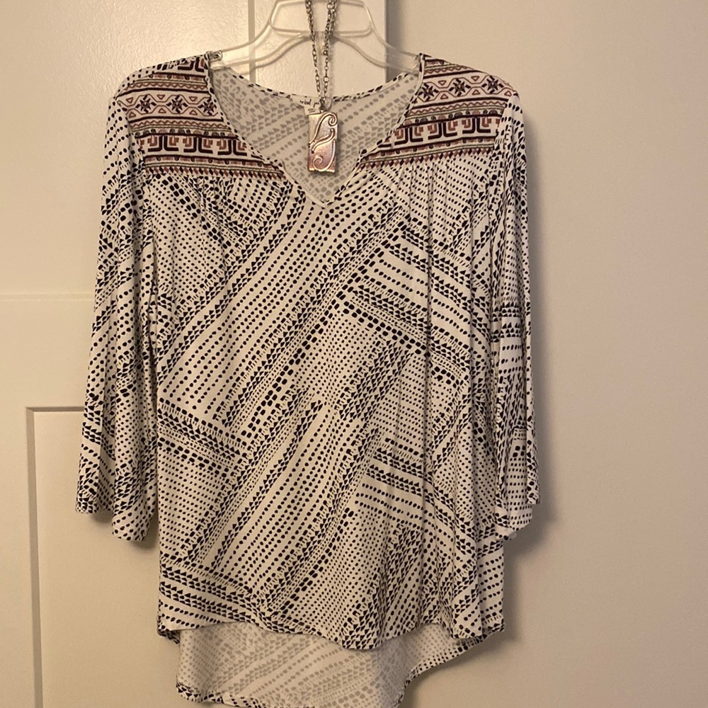 Tribal Jeans Top + Necklace